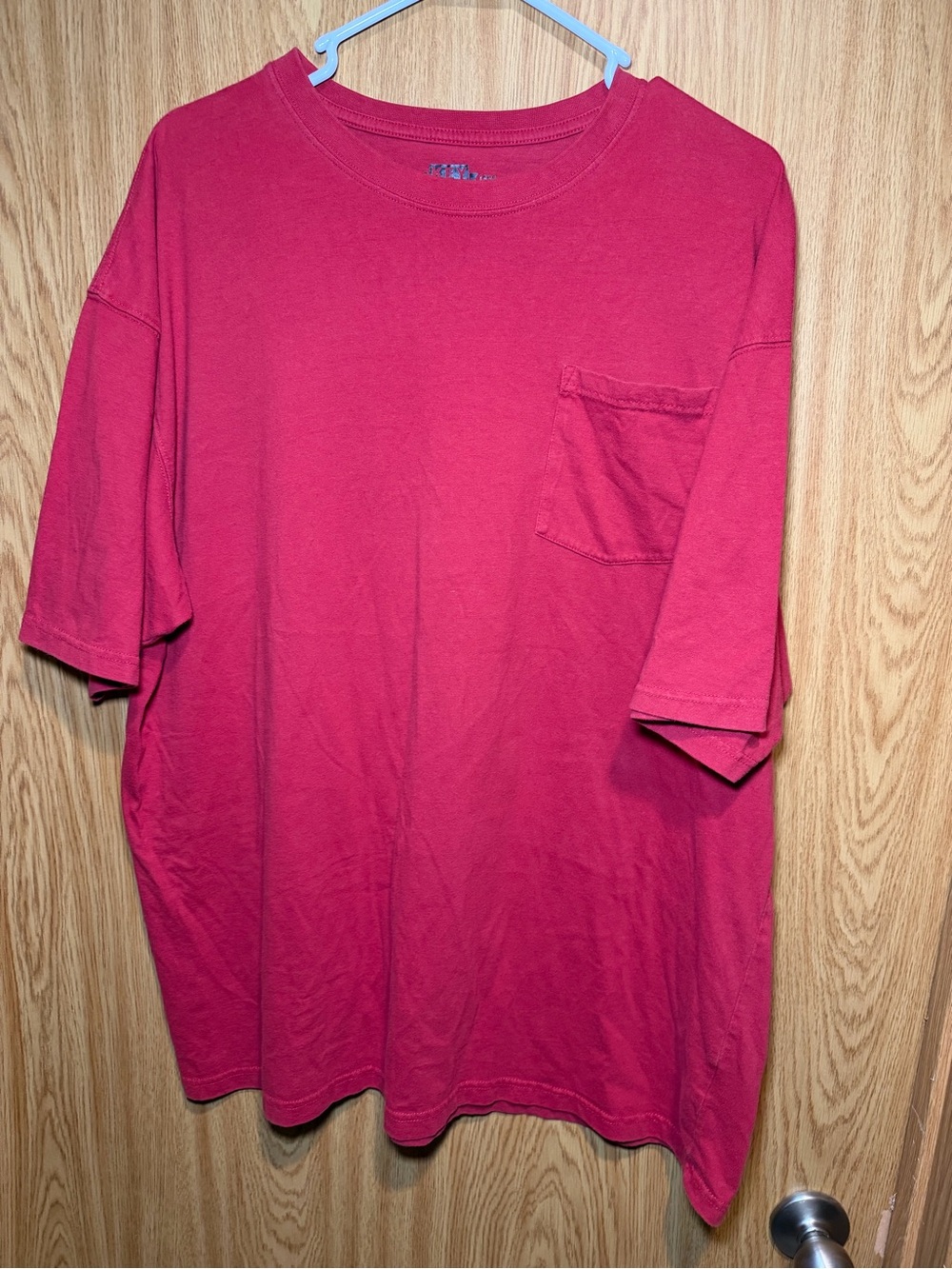 KEY Apparel Men's Red Pocket T-Shirt Size XLT